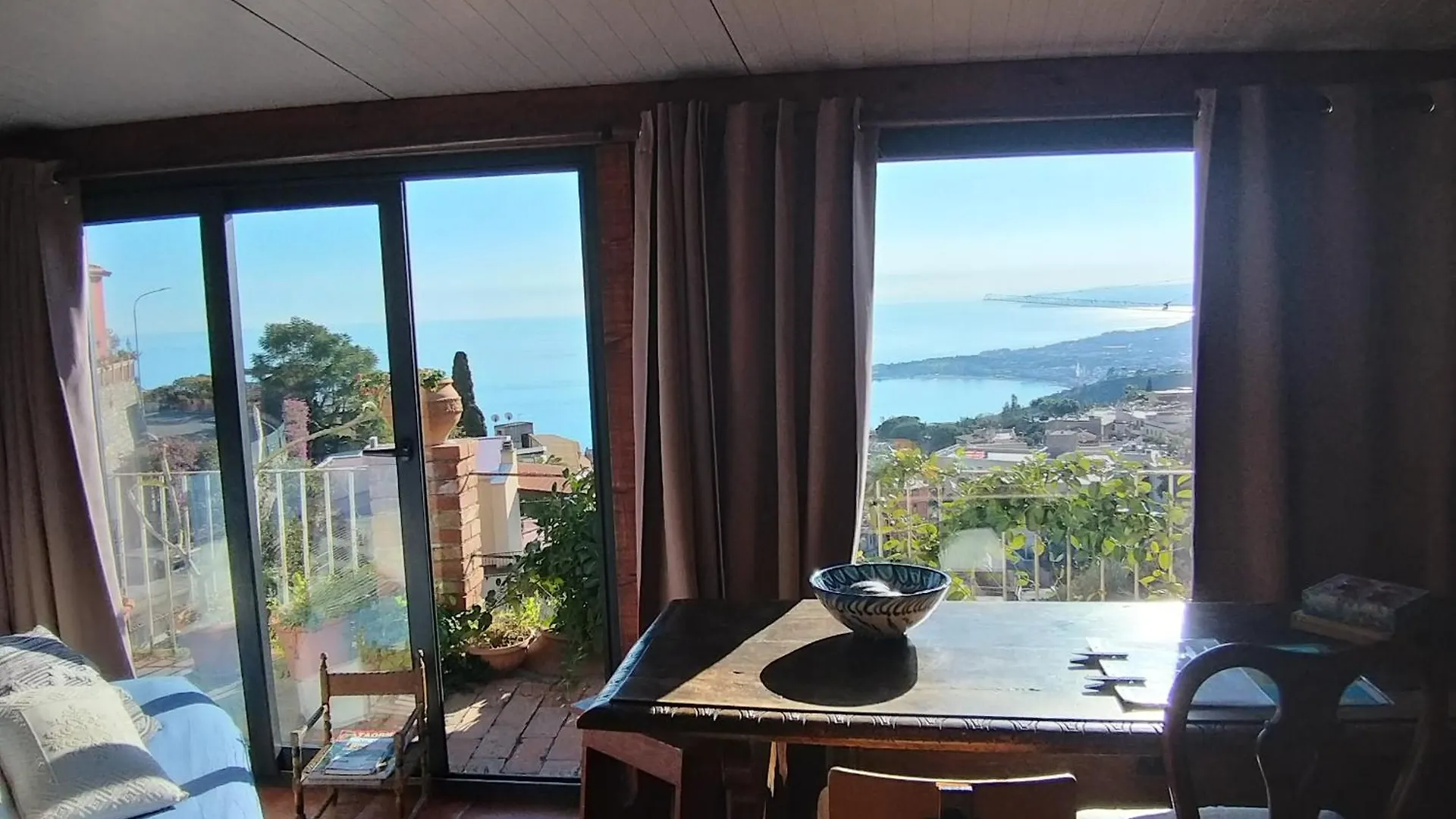 Casa Scacciapensieri Piccolo Museo Taormina Villa Tatil Evi