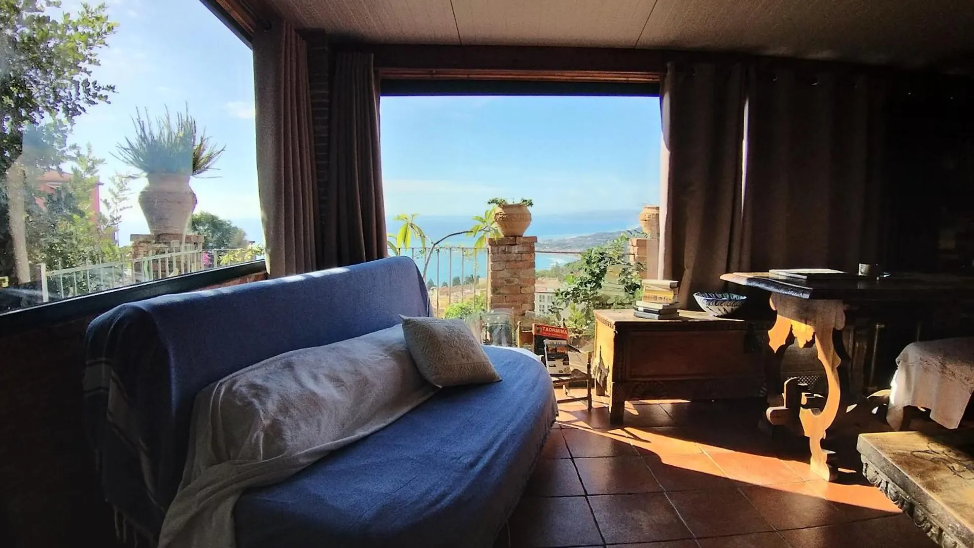 Casa Scacciapensieri Piccolo Museo Taormina Villa 0*,